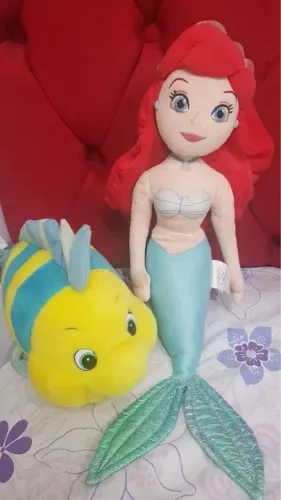 Ariel e linguado pelúcia 