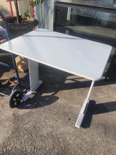 Mesa reta escrivaninha 80x60 - Usado
