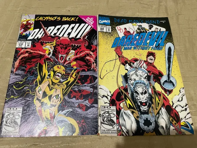 2 gibis HQs Demolidor Daredevil em inglês