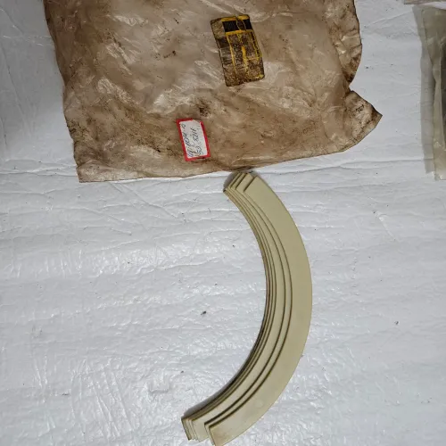 Motoniveladora caterpillar vedador trava celeron nova 5D8211