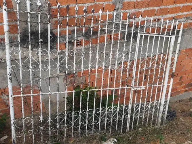 PORTÃO OU GRADE FERRO MACIÇO