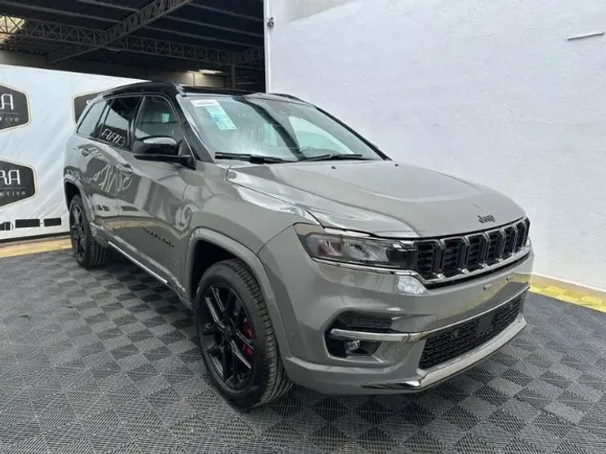 Jeep Commander Black Hurricane 2.0 4X4 TB AUT 2025