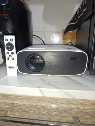 Retro projetor Knup pj006 Android metade do preço, novo, apenas uns detalhes na carcaça 