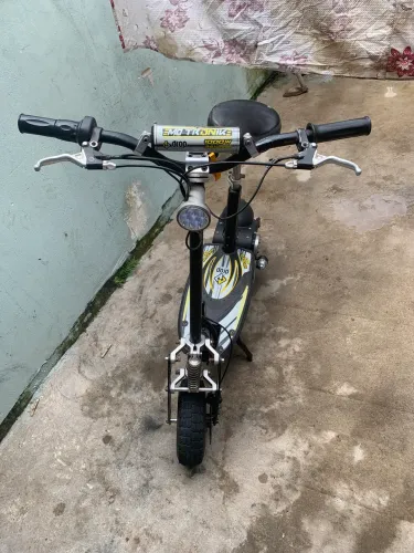 Scooter elétrica