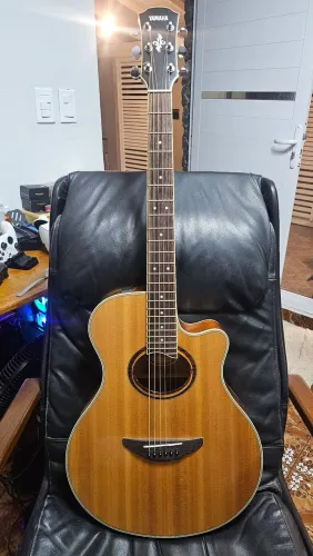 Vendo Violão Yamaha APX 700 II