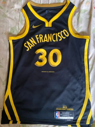 Regata Golden State Warriors, city edition, tamanho M(44),justa na cintura, oficial, usada