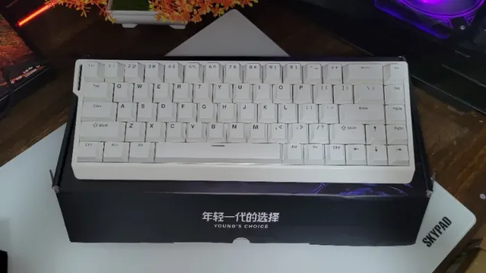 Teclado Magnético MCHOSE ACE68 Switch Blue Ice (Novo)
