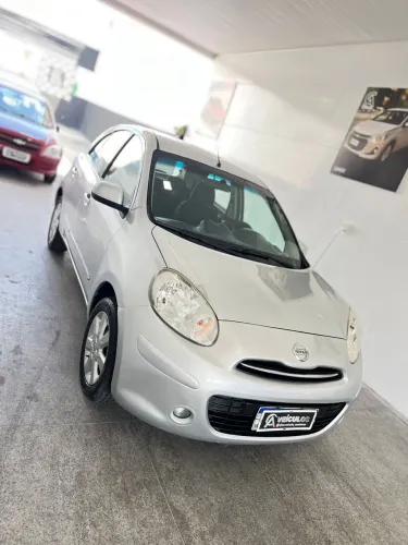 Nissan March SV 1.6 16V Flex Fuel 2012