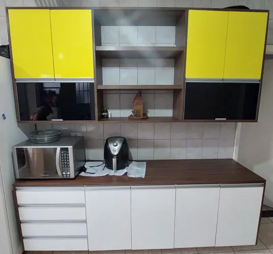 Armário de cozinha em MDF