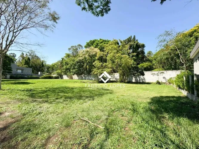 Exclusivo e Raro Lote para venda em condomínio fechado em Jacareí/SP