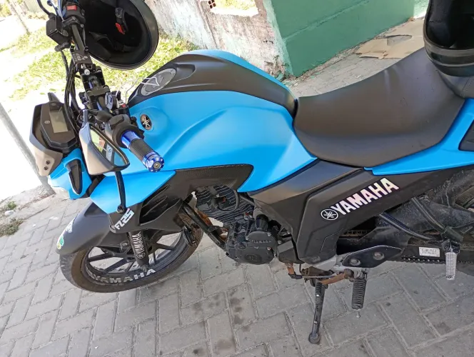 Vendo ou troco fz 25 2019 valor 10.000 