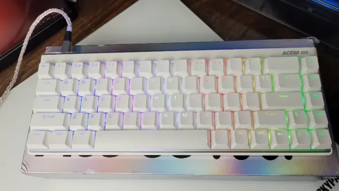Teclado Magnético MCHOSE AIR 68GT Rapid Trigger de 0,001mm (NOVO)