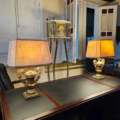 Iluminação, par de abajur anforas de madeira, antiguidades 