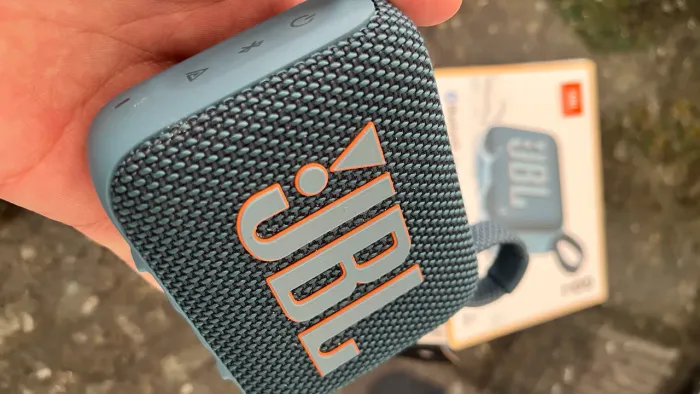 Caixa JBL GO4