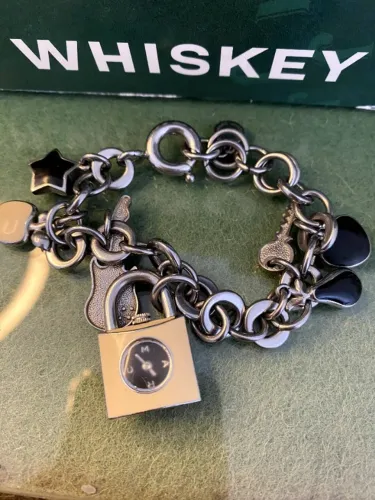 Marc Jacob relógio com charms