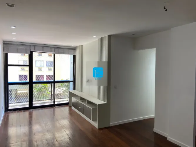 Apartamento com 2 quartos e 1 suíte em Botafogo