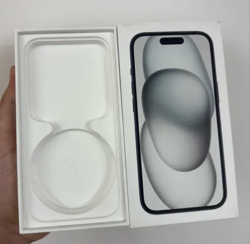 Caixa de iPhone 15 256GB Preto 