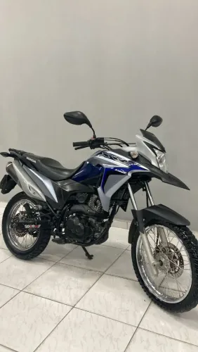 EXCLUSIVIDADE!!! XRE 190cc 2023, baixo km e em ótimo estado de conservação