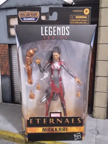 R$ 197 cada - Marvel Legends Eternos Makkari Phastos e Sprite