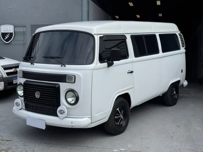 Volkswagen Kombi Lotação 1.4 MI Total Flex 8V 2009
