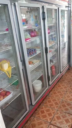 Camara fria,auto serviço e balcão açougue