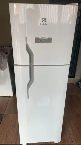 Geladeira Electrolux Frost Free 