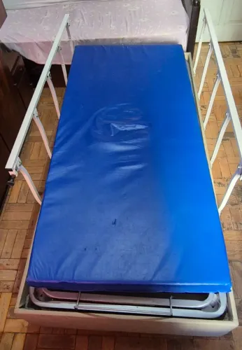 Cama Hospitalar motorizada