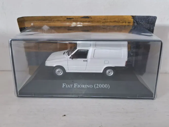 Miniatura Carro Fiorino escala 1 43