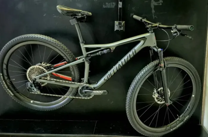 Bicicleta MTB Epic carbon boost