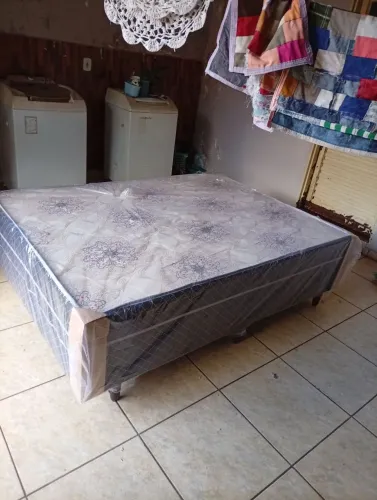 Cama Box Nova com colchão 