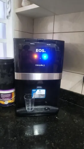 Purificador de Água Eos Mineralle com Compressor Preto 127v