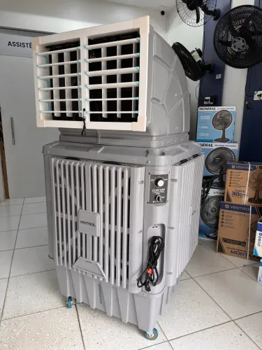 Climatizador com 1100w de potência 220v