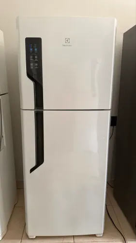 Geladeira Eletrolux Duplex Fros Fre semi nova 110v