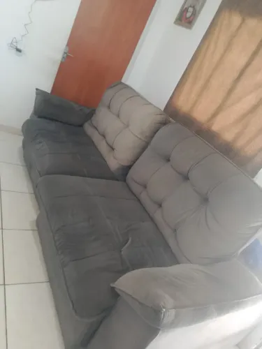 Vendo sofá semi novo 