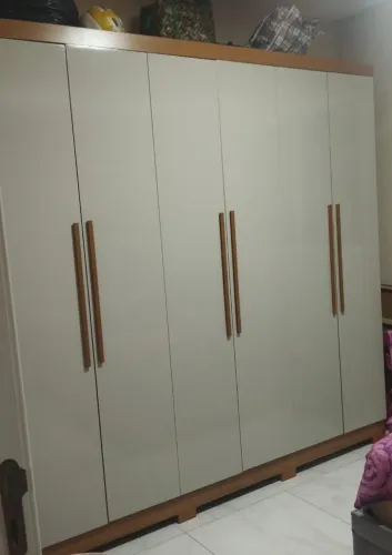 Guarda roupa Amadeirado 6 portas