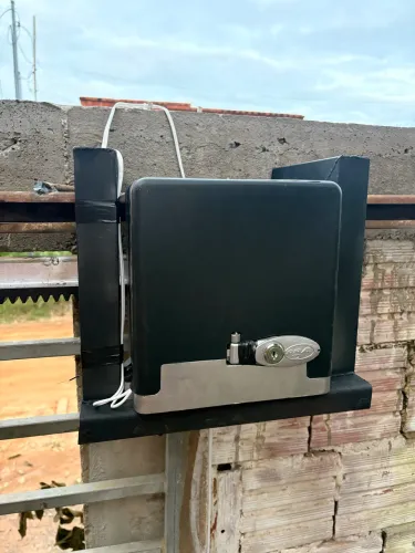 Motor portão instalado