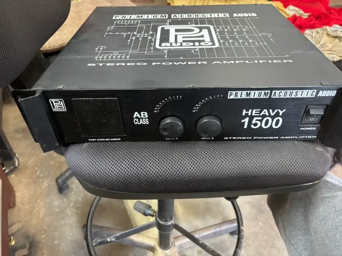 Amplificador HEACY 1500