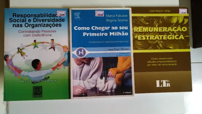 LIVROS À VENDA - EM ÓTIMO ESTADO!
