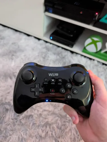 Nintendo Wii U Pro controller