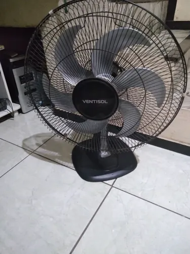 Ventilador Ventisol 40cm preto 127 volts