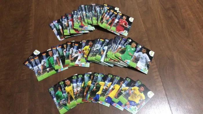 200 Cards Diferentes de Jogadores Adrenalyn Cards XL 2014