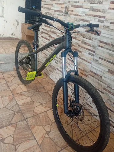 BIKE ABSOLUTE BRUTUS