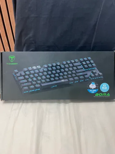 teclado mecânico pra sair logo gamer pouco usado t-dagger bora