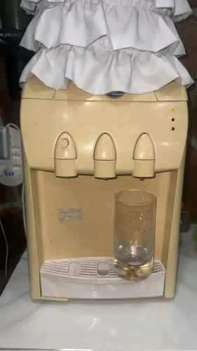 Vendo filtro com 3 temperaturas fria , gelada , quente pra café ou chás 