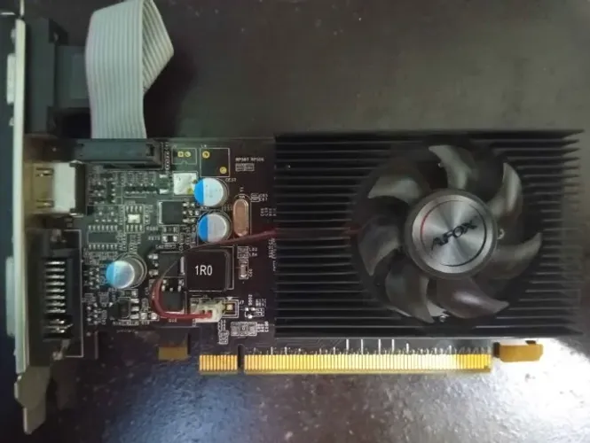 Vendo Placa de Vídeo GT 210
