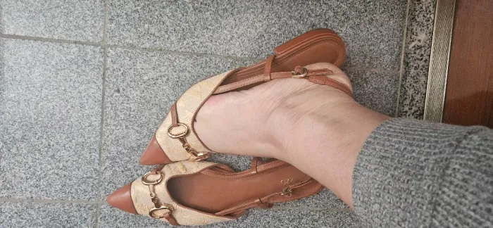 SAPATO ARREZZO CARAMELO SEM SALTO