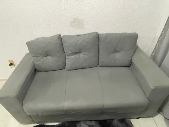 Vendo este sofá.