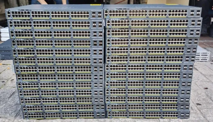 Switch Cisco WS-C2960X-48fps-l 48 portas 1Ge POE+