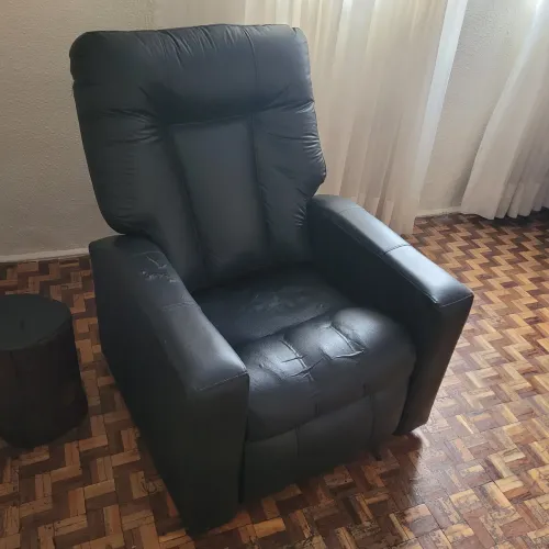 Poltrona reclinável 