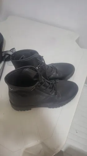Bota coturno preta feminina - super conservada